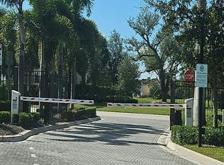 4339 Lago Dr, Pompano Beach, FL 33064