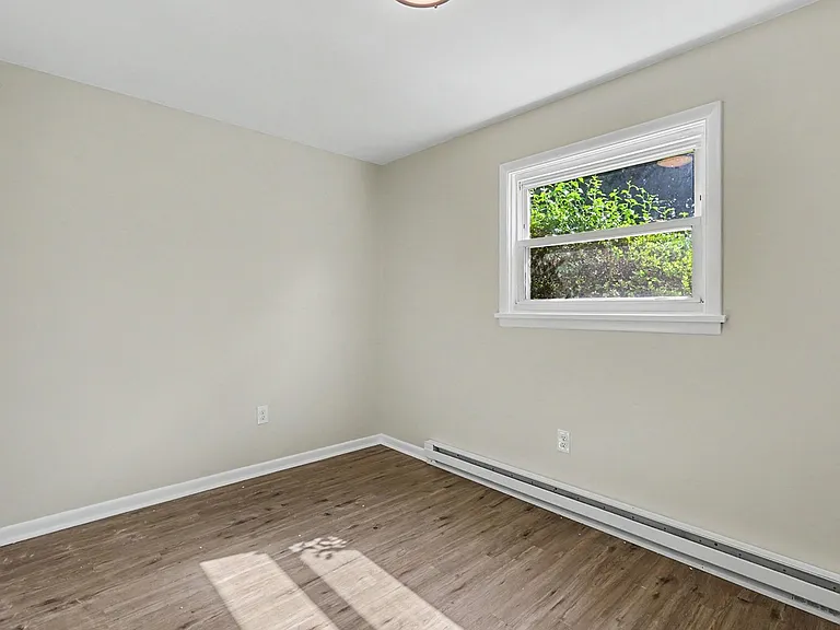7610 Grove Ave — Photo 18