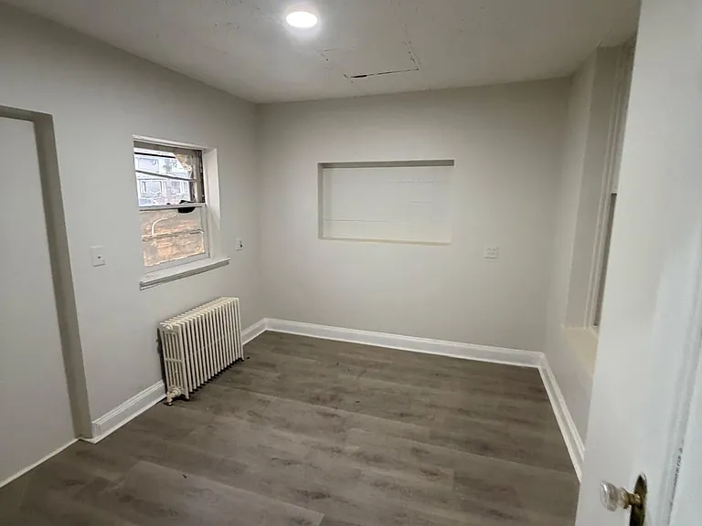 325 Roseville Ave #2A — Photo 4