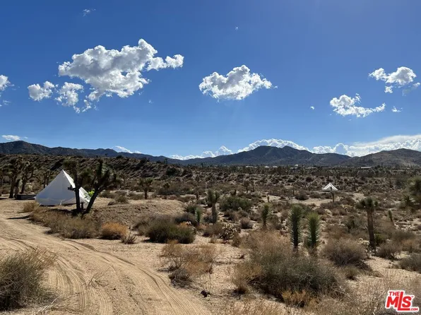 2 Indio Ave, Yucca Valley, CA 92284