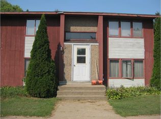 2121 5th St E APT D, Menomonie, WI 54751