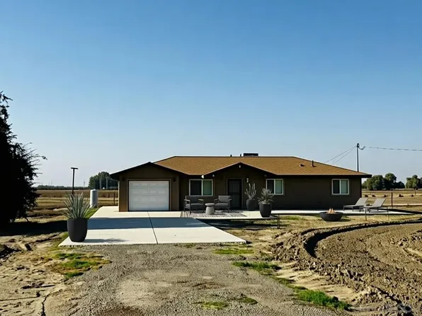22750 Fairfax Ave, Lemoore, CA 93245