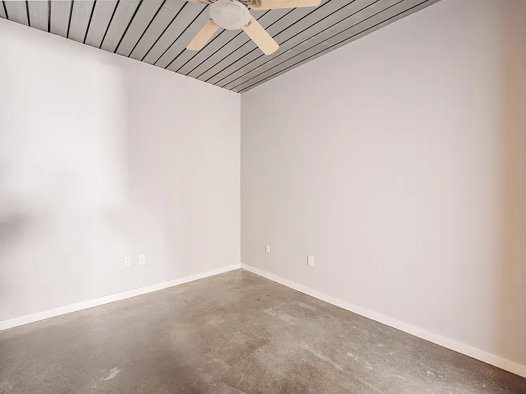 620 Glen Iris Dr NE #324 — Photo 10