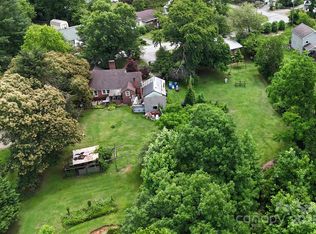 21 Maple Ave, Candler, NC 28715