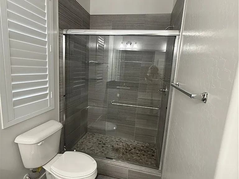 1542 Tilman Ln — Photo 12