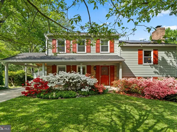 8306 Briar Creek Dr, Annandale, VA 22003