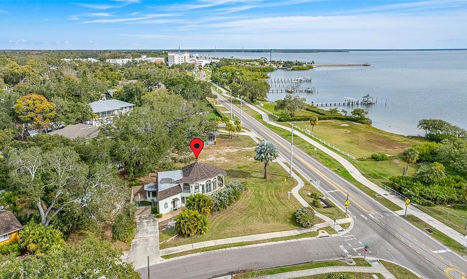 1st image of 613 S BAYSHORE BOULEVARD