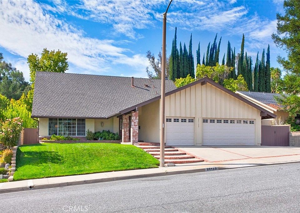 1st image of 24133 Avenida Crescenta