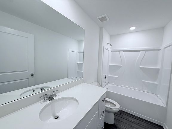 4th image of 4215 SW 82nd Ln