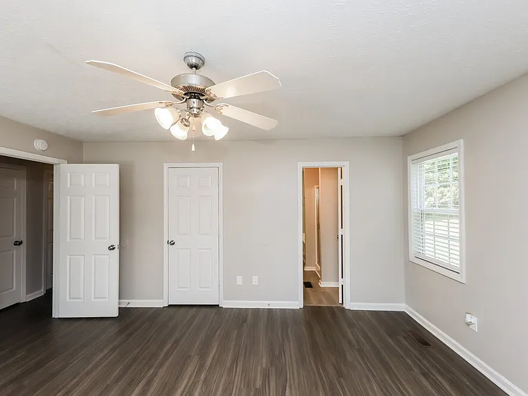 222 Fairview Oak Pl — Photo 11