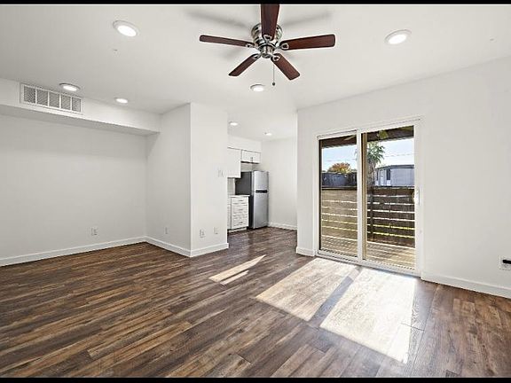 3rd image of 1840 Burton Dr APT 105