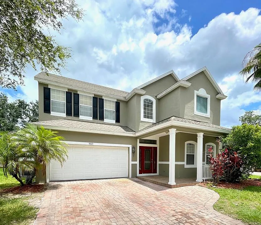 1023 Whirlaway Dr