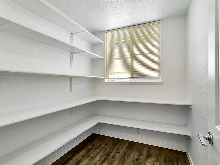 1543 Rucker Pl — Photo 9