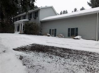 3370 Freshour Rd, Canandaigua, NY 14424