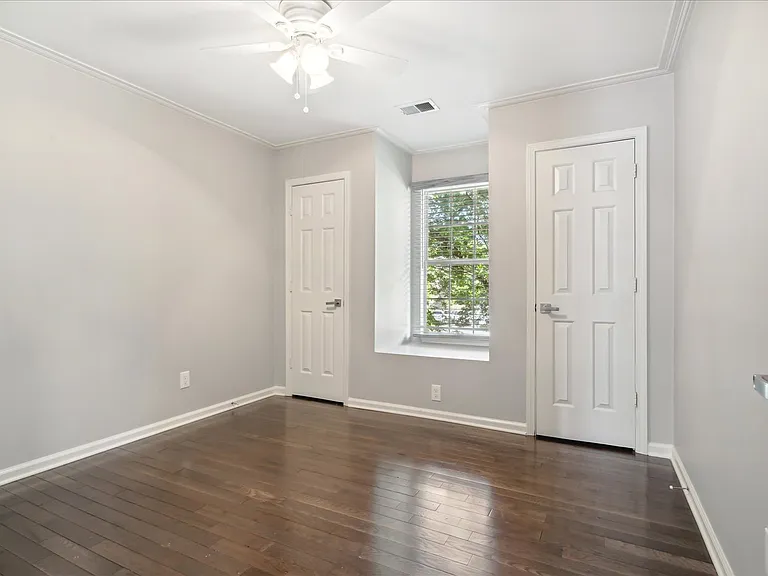 1934 Jefferson Ave — Photo 18