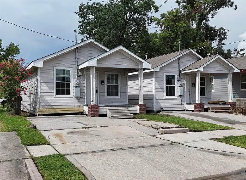 3 bed, 1.0 bath, $1,475 — Photo 1