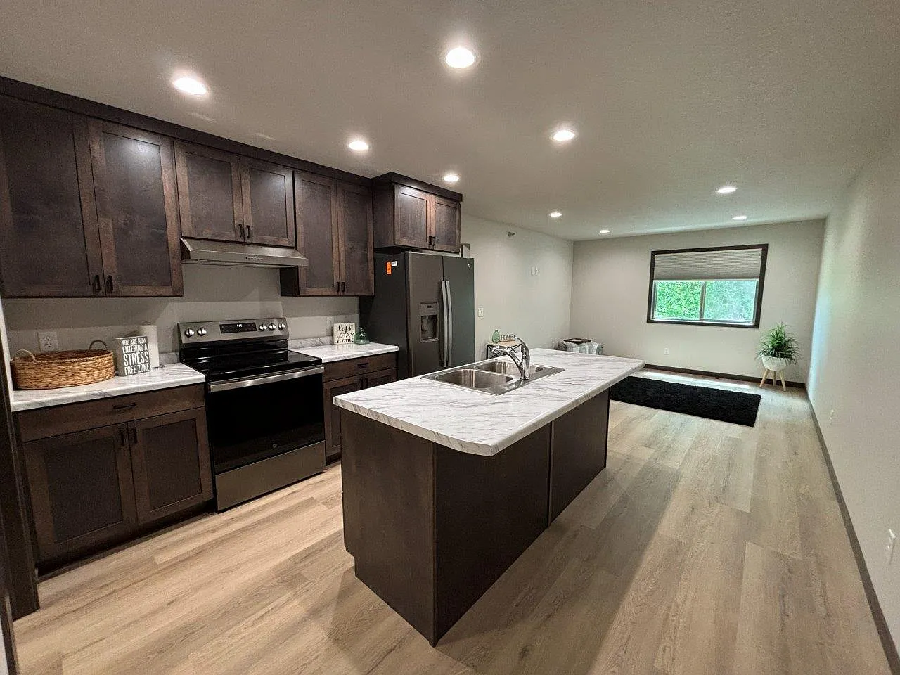 WestSide Apartments — Photo 4