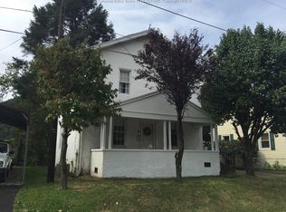 2026 Orchard Ave, Belle, WV 25015