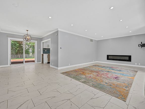 2nd image of 7724 Deep Spring Rd