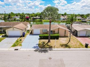 2406 Society Dr, Holiday, FL 34691