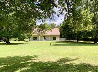 16534 Hooper Rd, Greenwell Springs, LA 70739