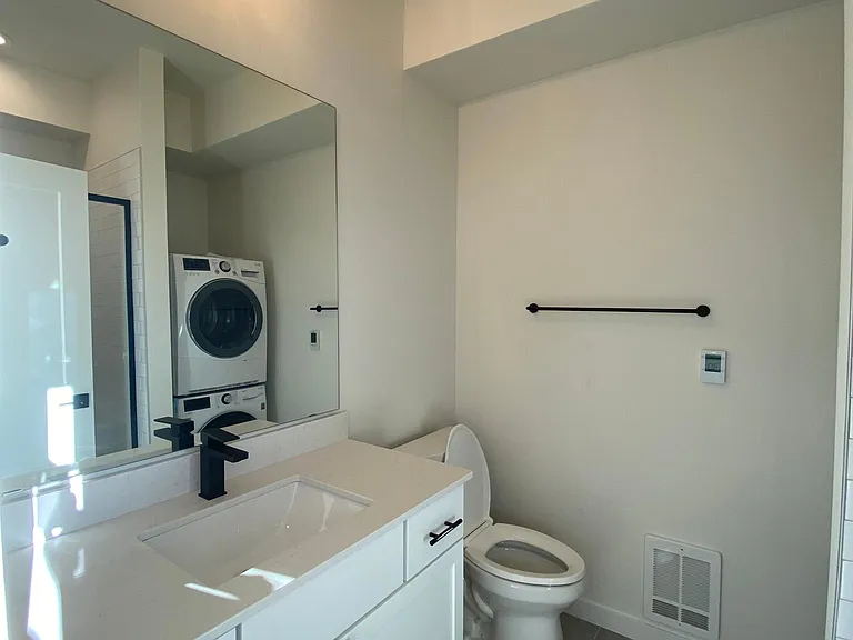 5240 Brooklyn Ave NE #C — Photo 6