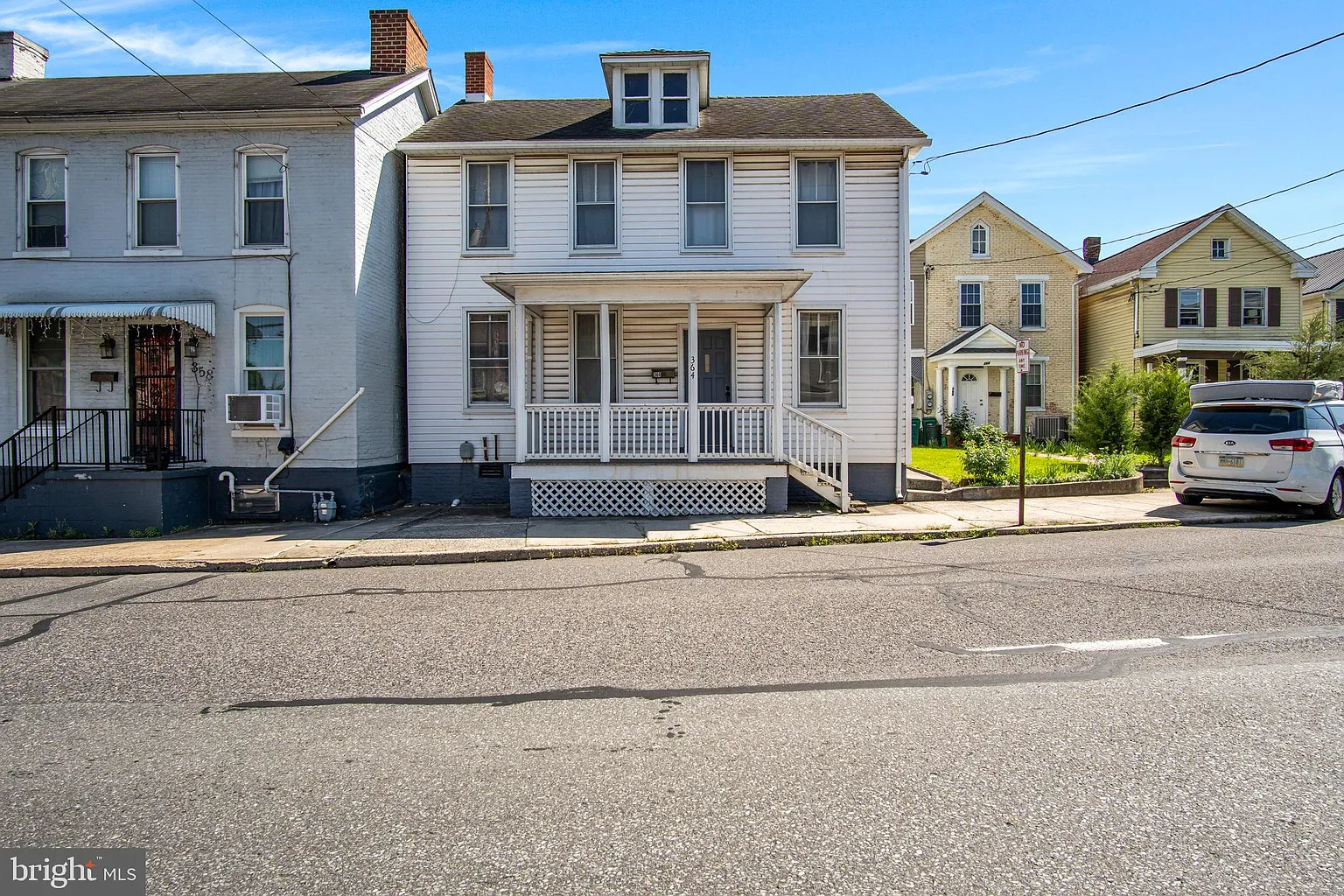 364 Lincoln Way W photo 1
