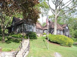 589 Candlewood Lake Rd, Brookfield, CT