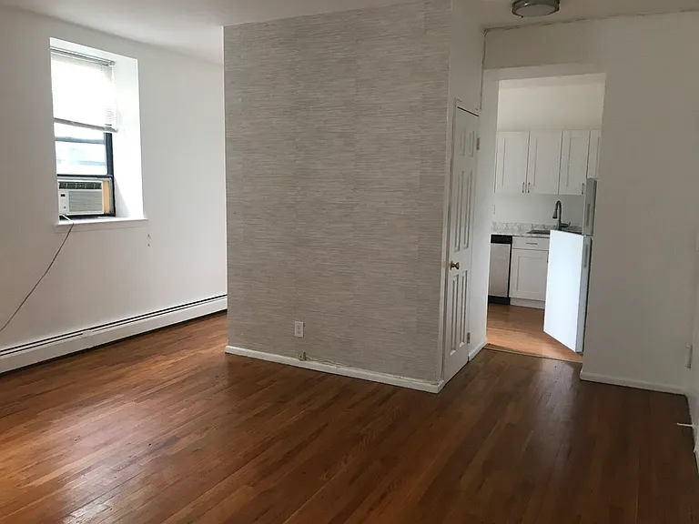 137 W 110th St #3A — Photo 6