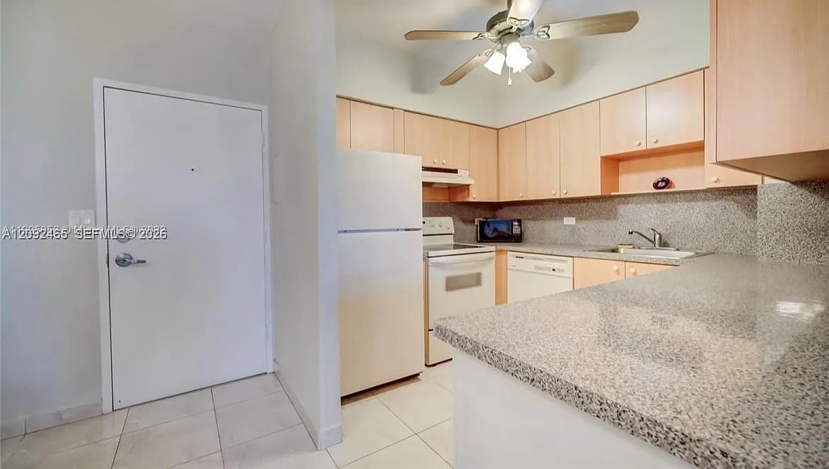Parkview Point Condo — Photo 4
