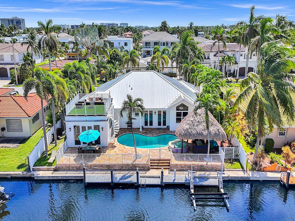 1st image of 785 NE 71st St