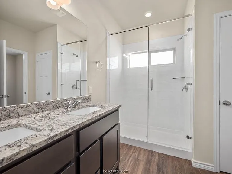 1003 Toledo Bend Dr — Photo 13
