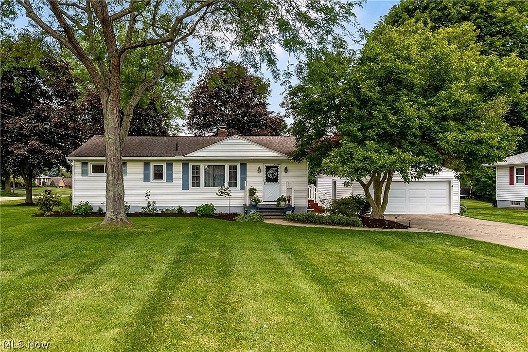 989 Eastwood Ave, Tallmadge, OH 44278 Zillow