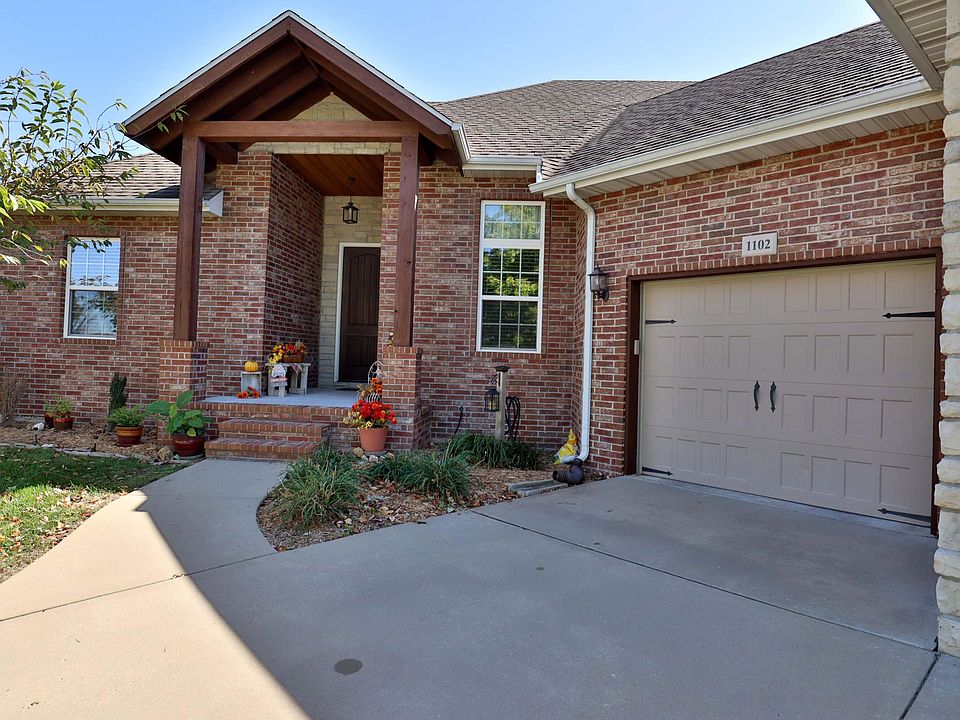 1102 N Arlington Street, Nixa, MO 65714 | Zillow