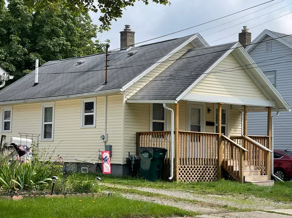 811 Call St, Lansing, MI 48906