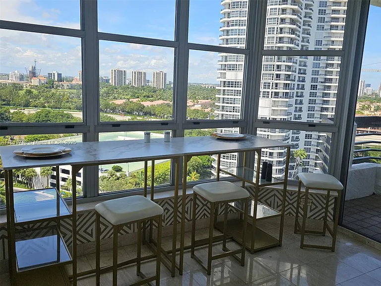 3600 Mystic Pointe Dr #1607 — Photo 28