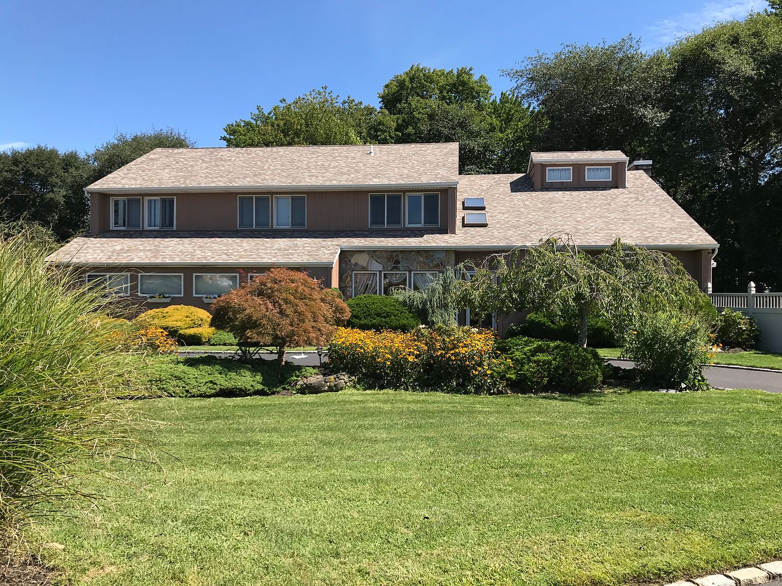 855 Pine Ave, West Islip, NY 11795 Zillow
