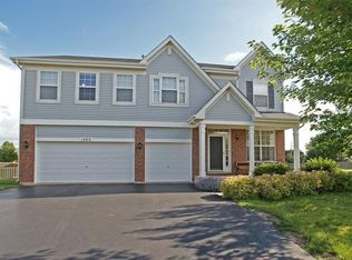 1480 S Dalton Ct, Round Lake, IL 60073