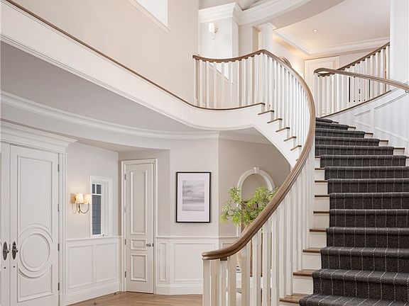 4th image of 56 Royal Saint George Rd