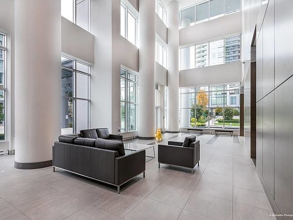 5th image of 4900 Lennox Ln #3801
