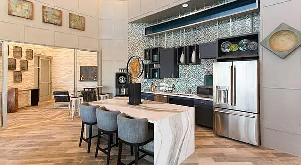 The Julian at South Pointe — Photo 12