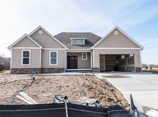 10160 Sunrise Dr, Grand Blanc, MI 48439