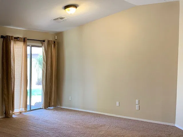 3bd/2ba Spacious Chandler Home For Rent! -- Coming Soon — Photo 3