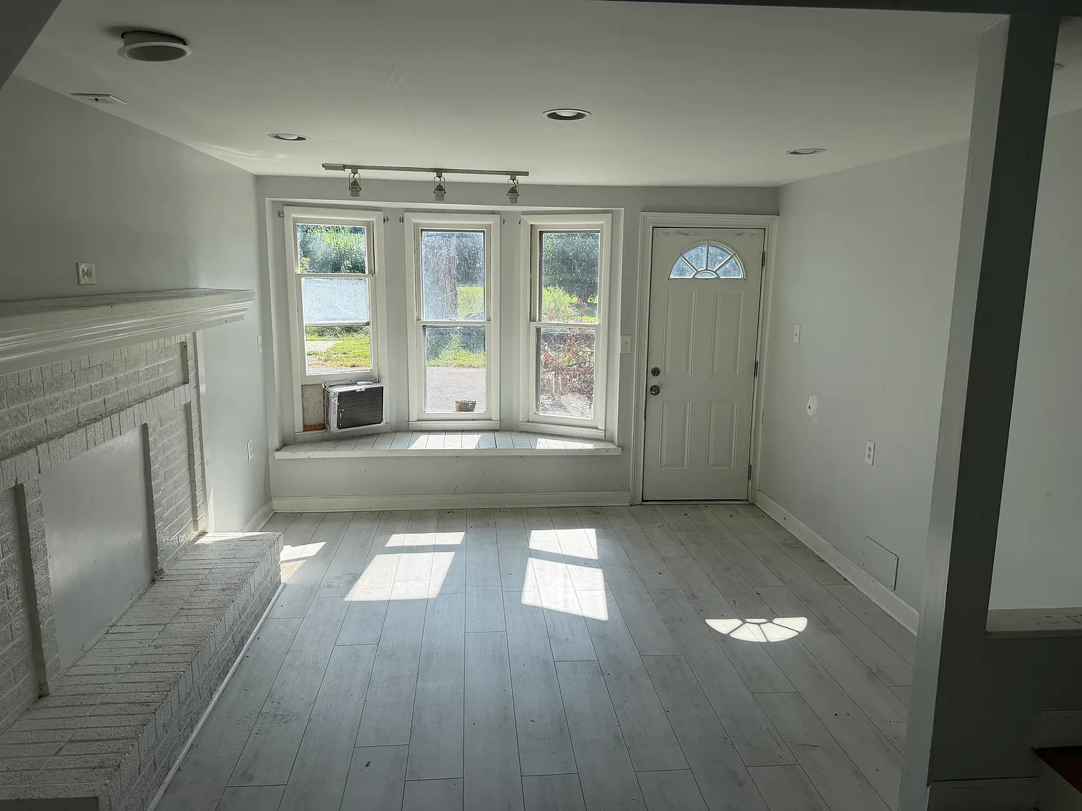 1 bed, 600 sqft, $900 — Photo 3