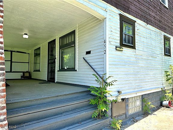 2nd image of 452 W Princeton Ave
