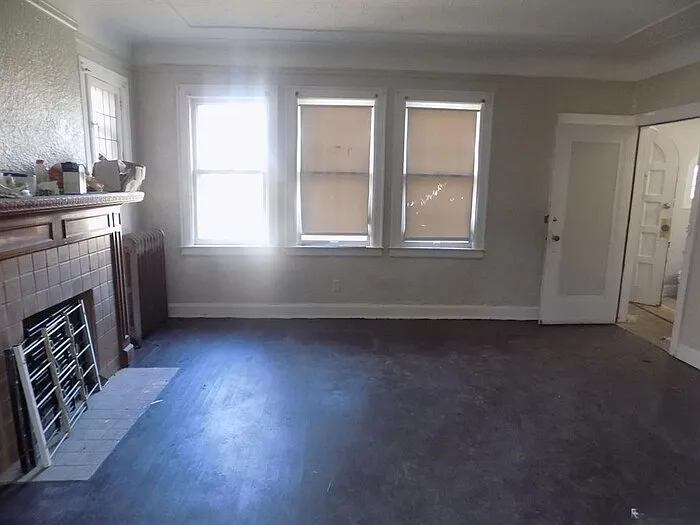 14137 Mansfield Ave — Photo 4