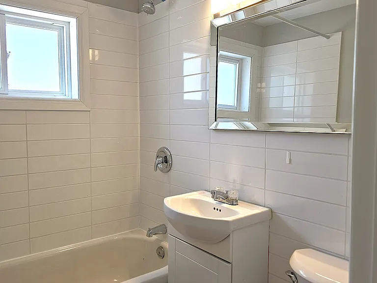 8392 Willoughby Dr — Photo 7