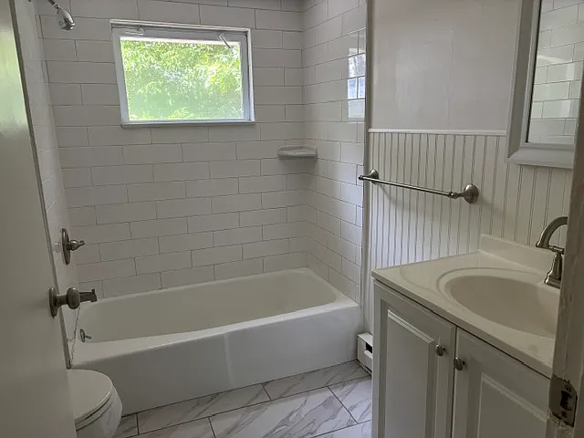 5 Wade Ave #2 — Photo 6