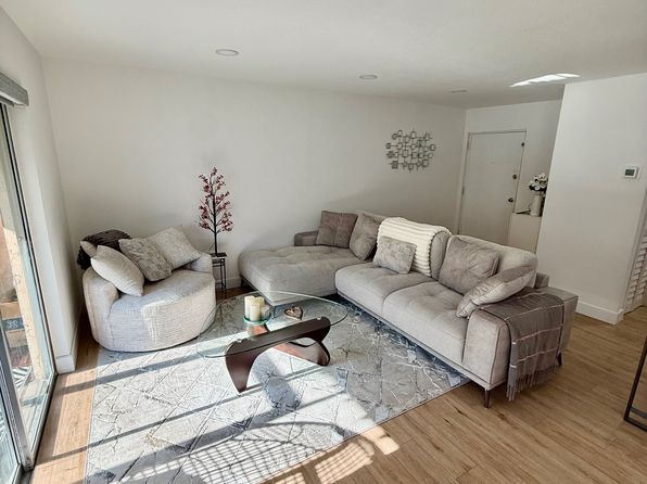2713 Hidden Lake Blvd UNIT A