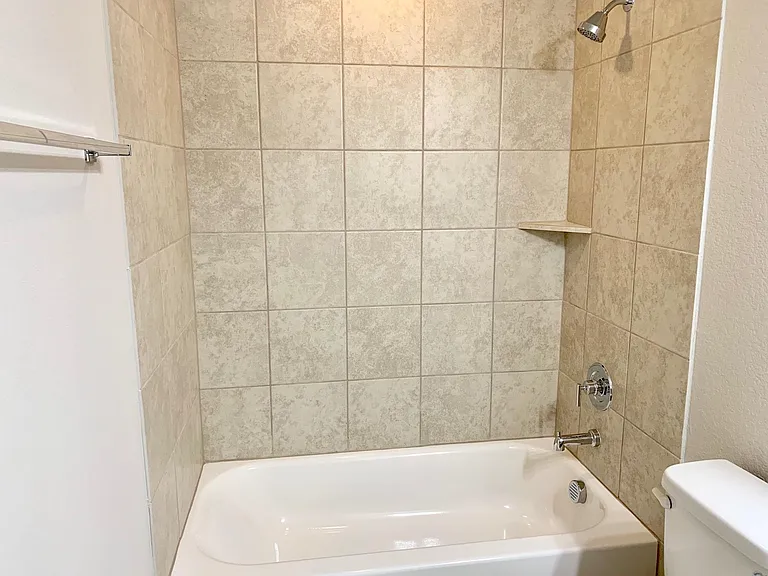 11806 Bracco Dr — Photo 16